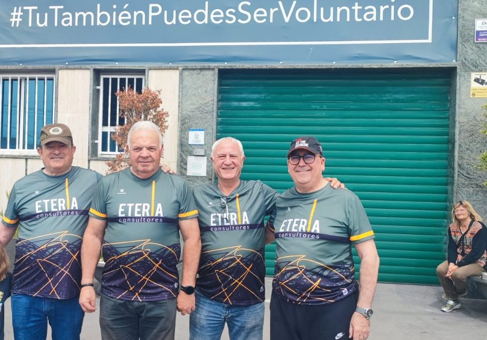 Eteria Consultores haciendo un arroz con costra para el albergue de CONCIENCIATE
